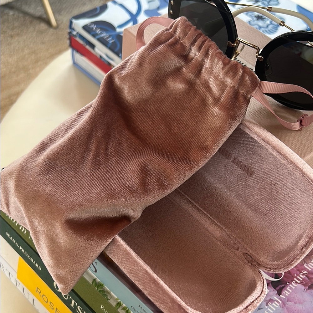 Miu Miu Black Sunglasses with Pink Case - Picture 10 of 14